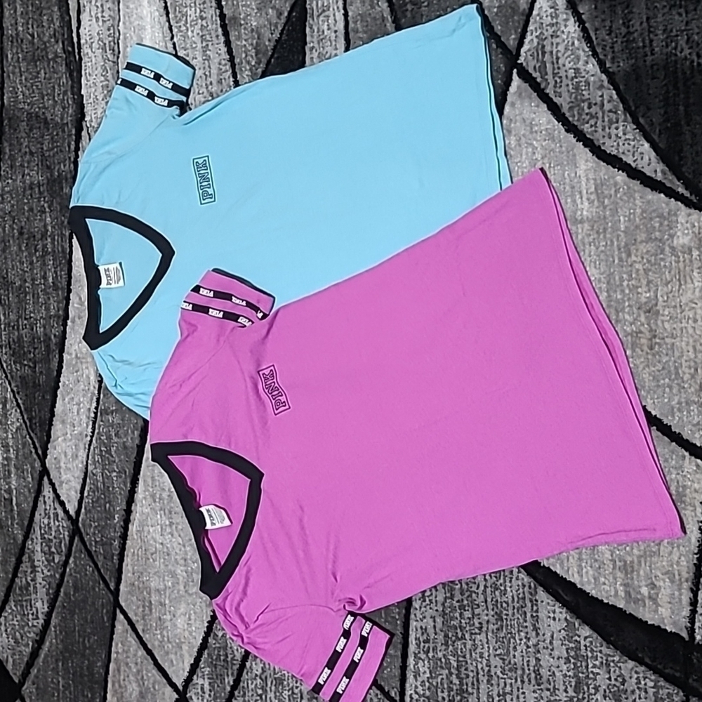VS PINK 2017 V-Neck Logo Tee-Shirt Bundle